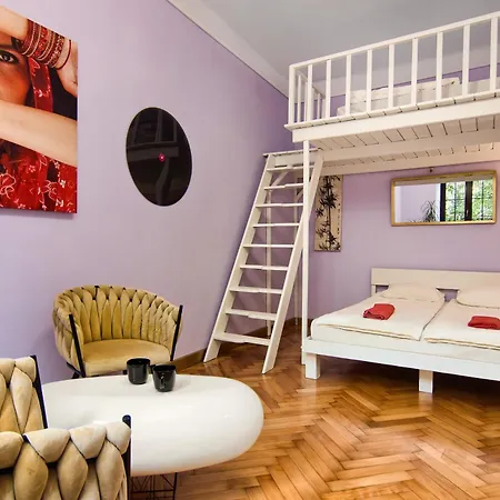 Art Pop In Cracow Appartement
